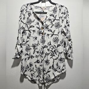 Como Vintage Black and White Floral Tunic